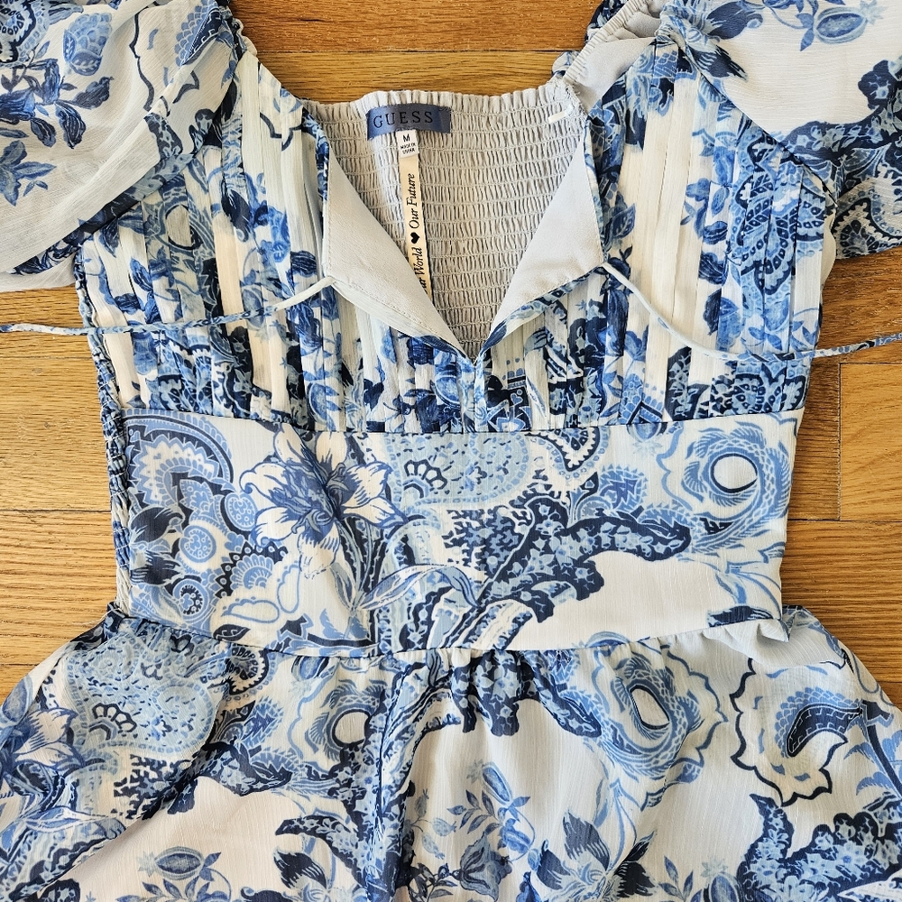 GUESS Blue Floral Dress Puff Sleeve  Size M - Picture 9 of 15